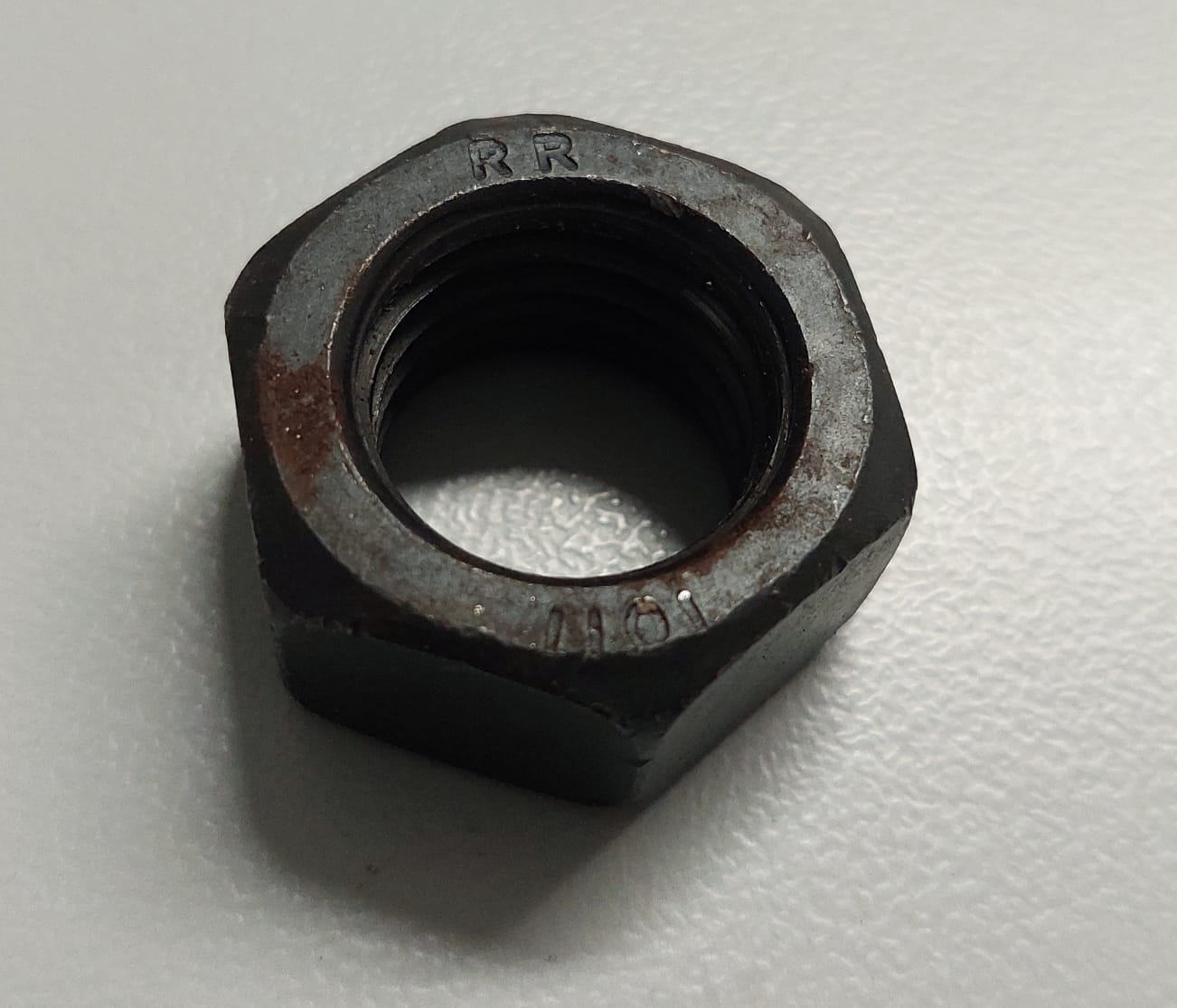 Sechskantmutter M24, schwarz